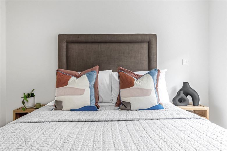 2 bedroom house, Bentinck Mews, Marylebone W1U - Available