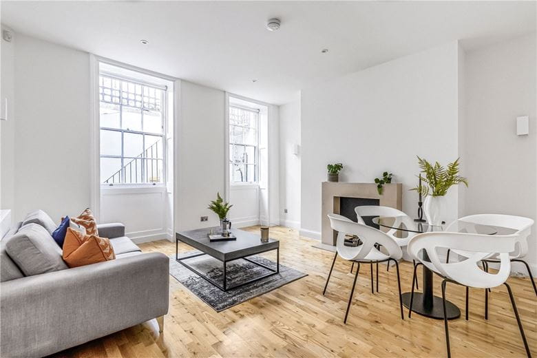 1 bedroom flat, Weymouth Street, Marylebone W1G - Available