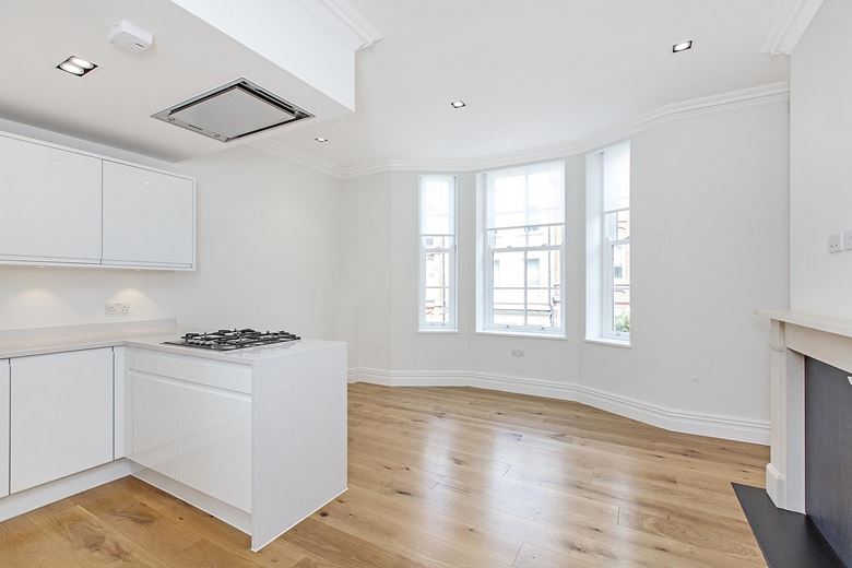 1 bedroom flat, New Cavendish Street, Marylebone W1G - Available