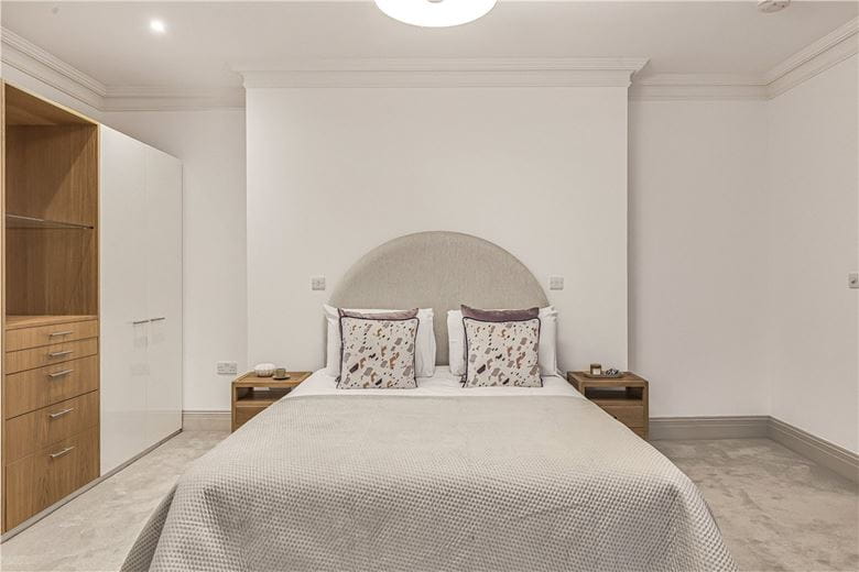 2 bedroom flat, Devonshire Street, Marylebone W1W