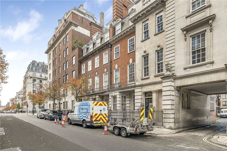 2 bedroom flat, Devonshire Street, Marylebone W1W