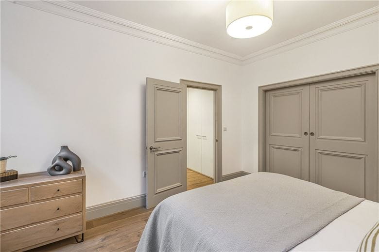 2 bedroom flat, Devonshire Street, Marylebone W1W