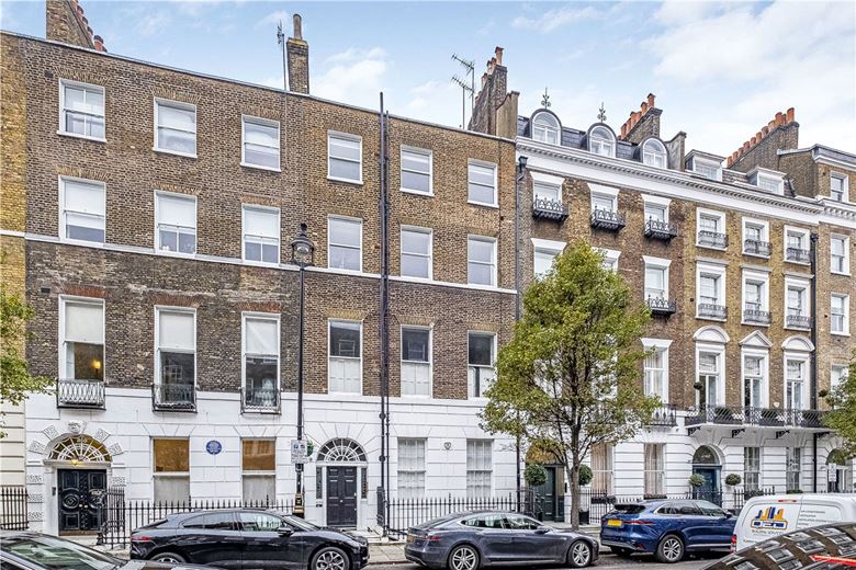 2 bedroom flat, Upper Wimpole Street, London W1G - Let Agreed