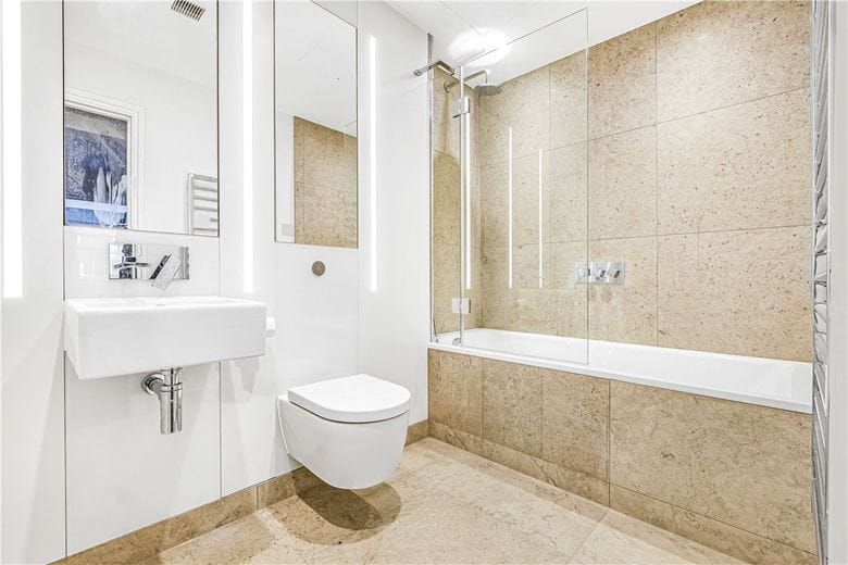 2 bedroom flat, Upper Wimpole Street, London W1G - Let Agreed