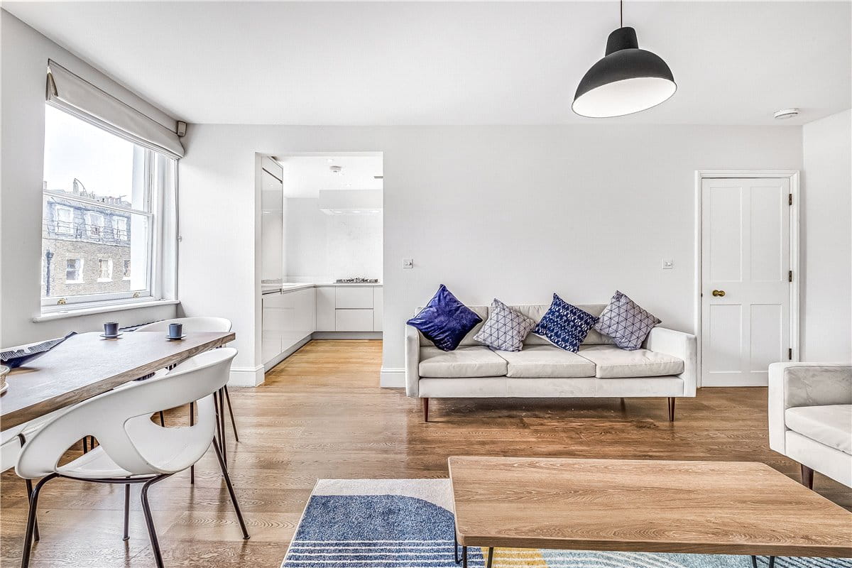 2 bedroom flat, Upper Wimpole Street, London W1G - Let Agreed