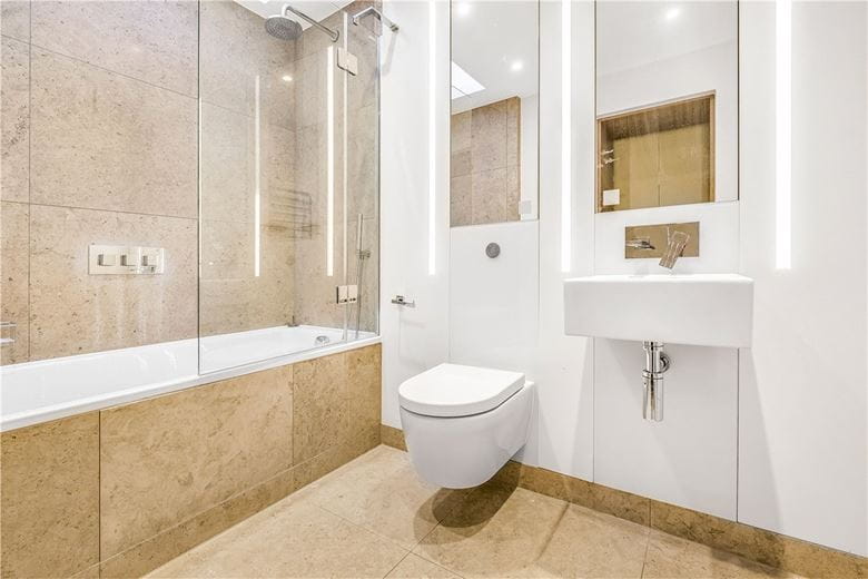 2 bedroom flat, Upper Wimpole Street, London W1G - Let Agreed