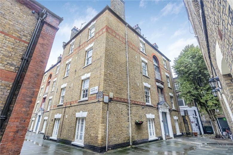 1 bedroom flat, Block J, Ossington Buildings W1U - Available