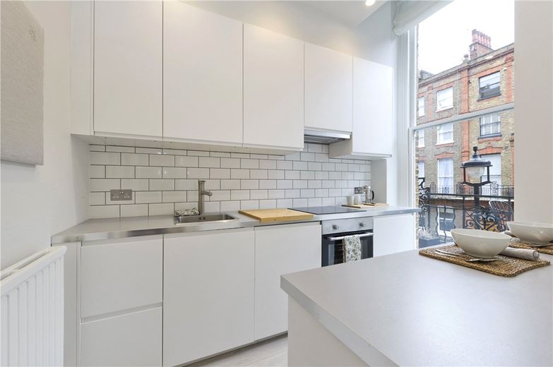 1 bedroom flat, Nottingham Place, London W1U - Available
