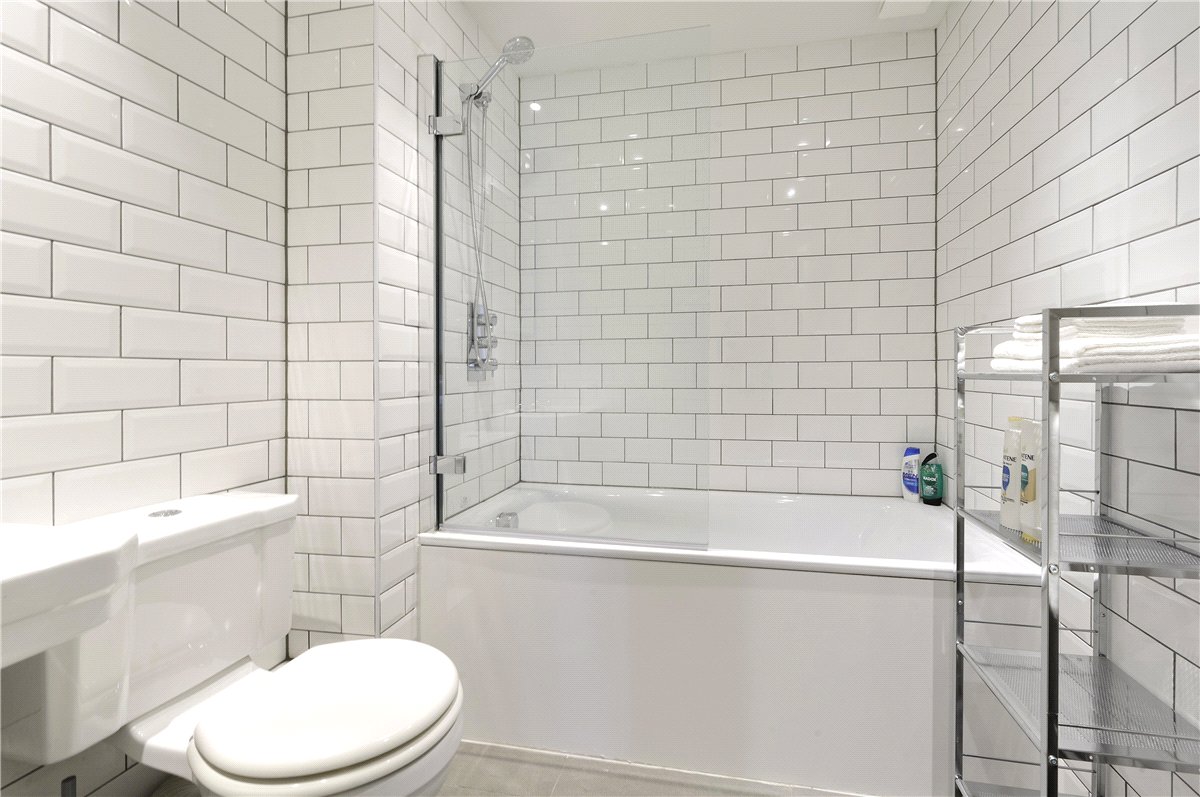 1 bedroom flat, Nottingham Place, London W1U - Available