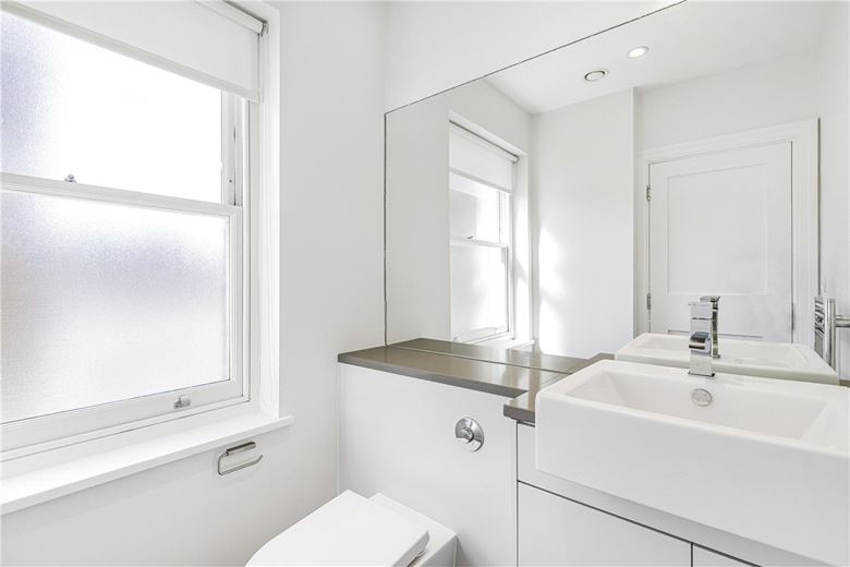 3 bedroom flat, Devonshire Street, Marylebone W1G - Available