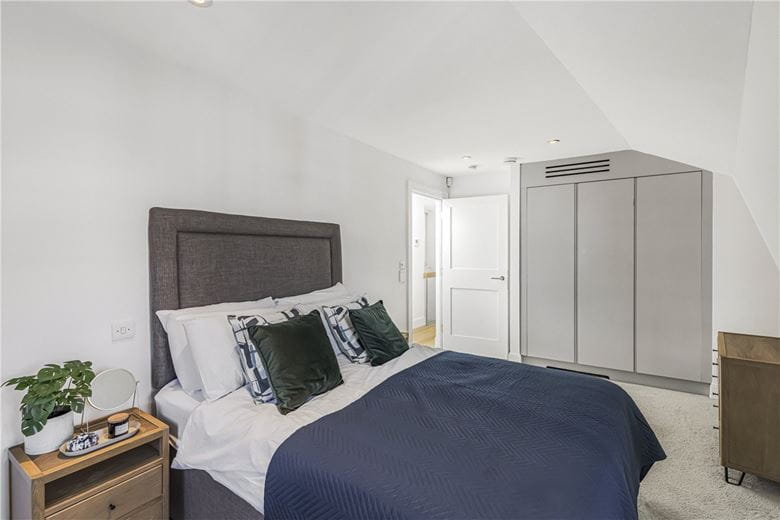 3 bedroom flat, Devonshire Street, Marylebone W1G - Available