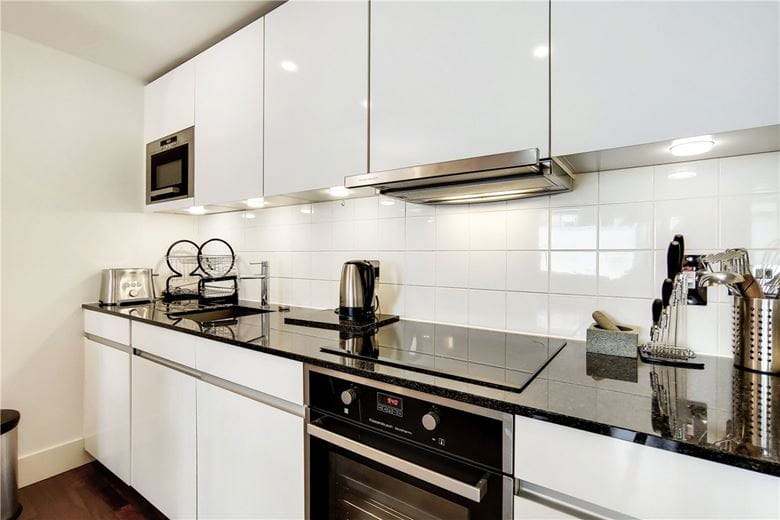 2 bedroom flat, Weymouth Street, Fitzrovia W1W - Available