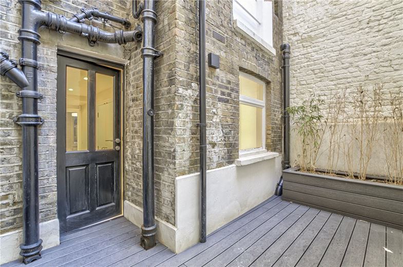 2 bedroom flat, Welbeck Street, Marylebone W1G - Available