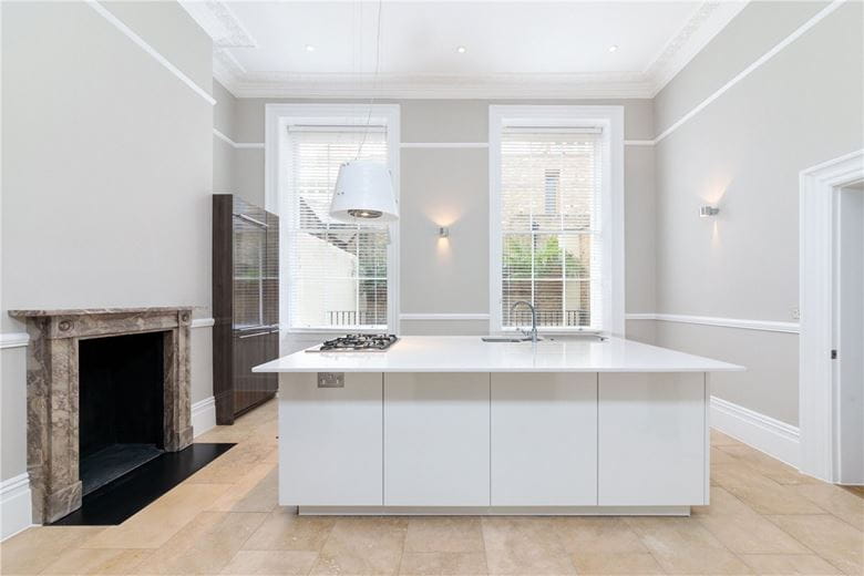 3 bedroom flat, Gloucester Place, Marylebone W1U - Let Agreed