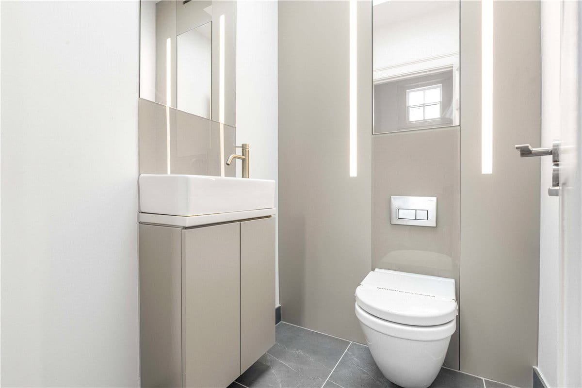 4 bedroom flat, Devonshire Place, Marylebone W1G - Available