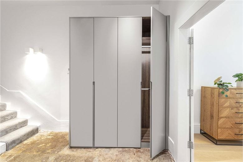 4 bedroom flat, Devonshire Place, Marylebone W1G - Available