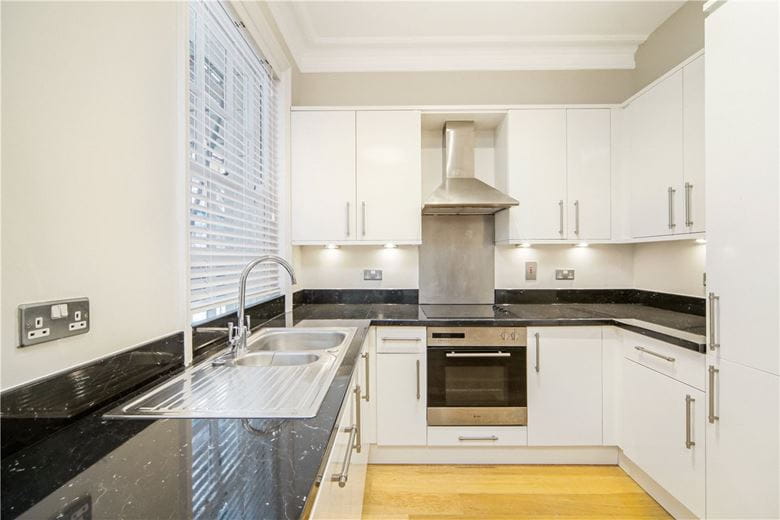 1 bedroom flat, George Street, Marylebone W1H - Available