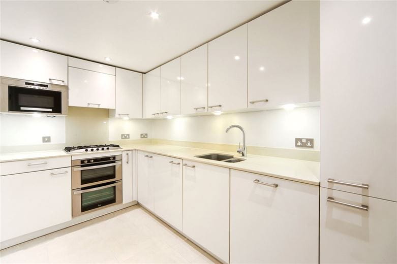 2 bedroom flat, Bryanston Square, Marylebone W1H - Let Agreed