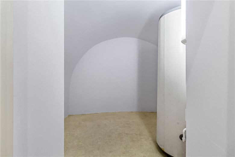 2 bedroom flat, Devonshire Place, Marylebone W1G - Available