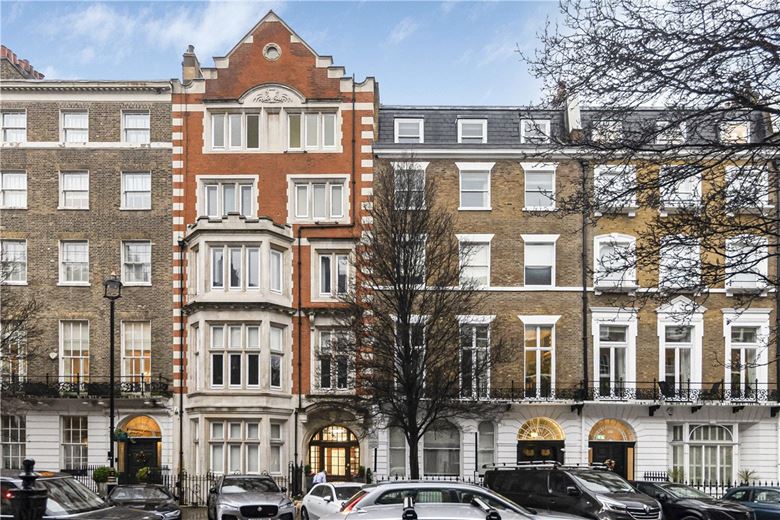 2 bedroom flat, Devonshire Place, Marylebone W1G - Available