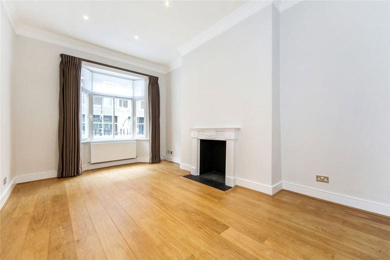 2 bedroom flat, Seymour Street, Marylebone W1H - Available