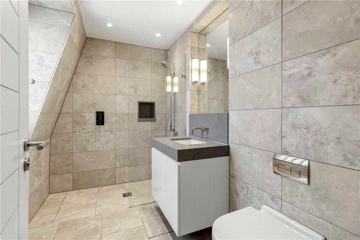 2 bedroom flat, New Cavendish Street, Marylebone W1G - Available
