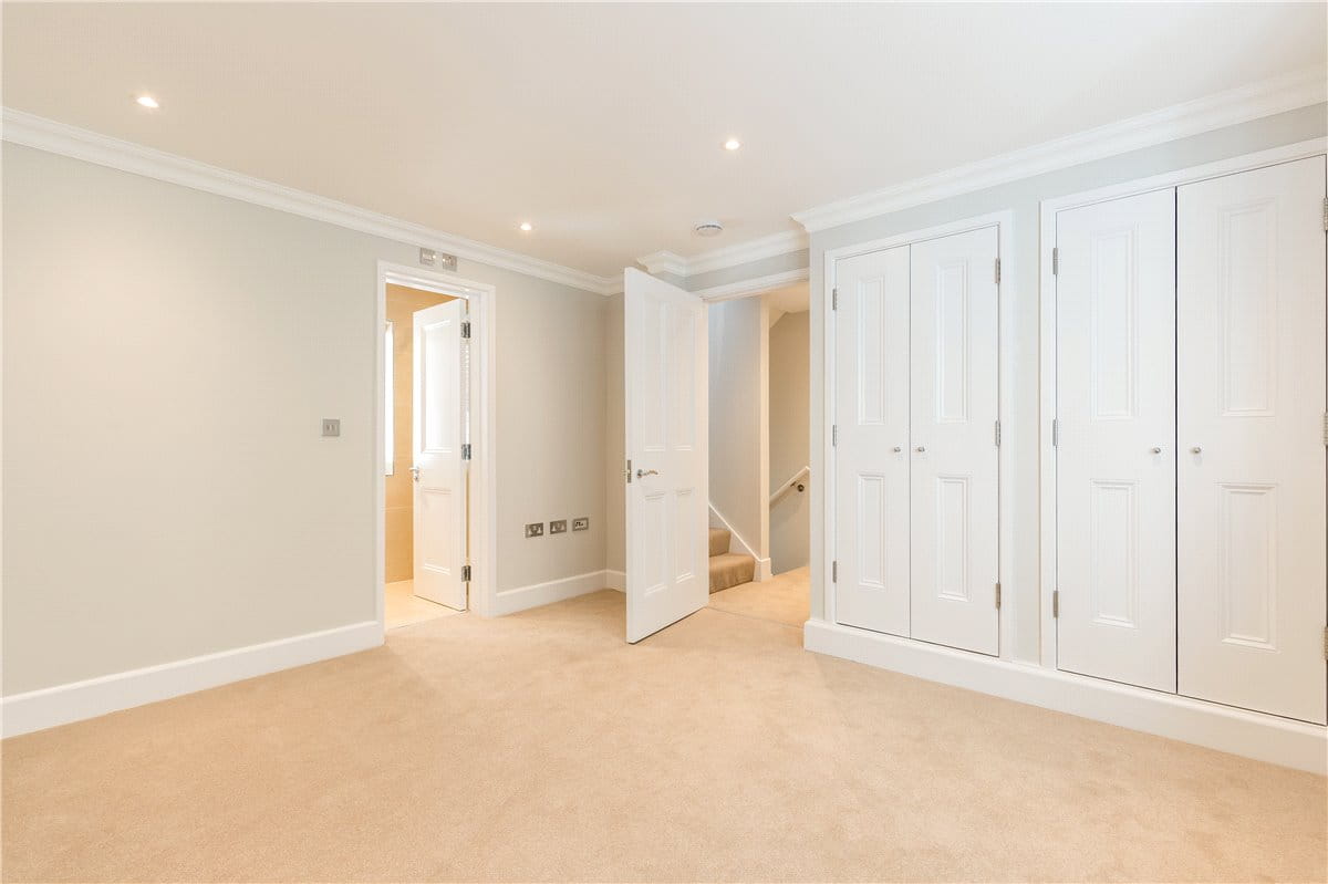 2 bedroom flat, Great Cumberland Place, Marylebone W1H - Available