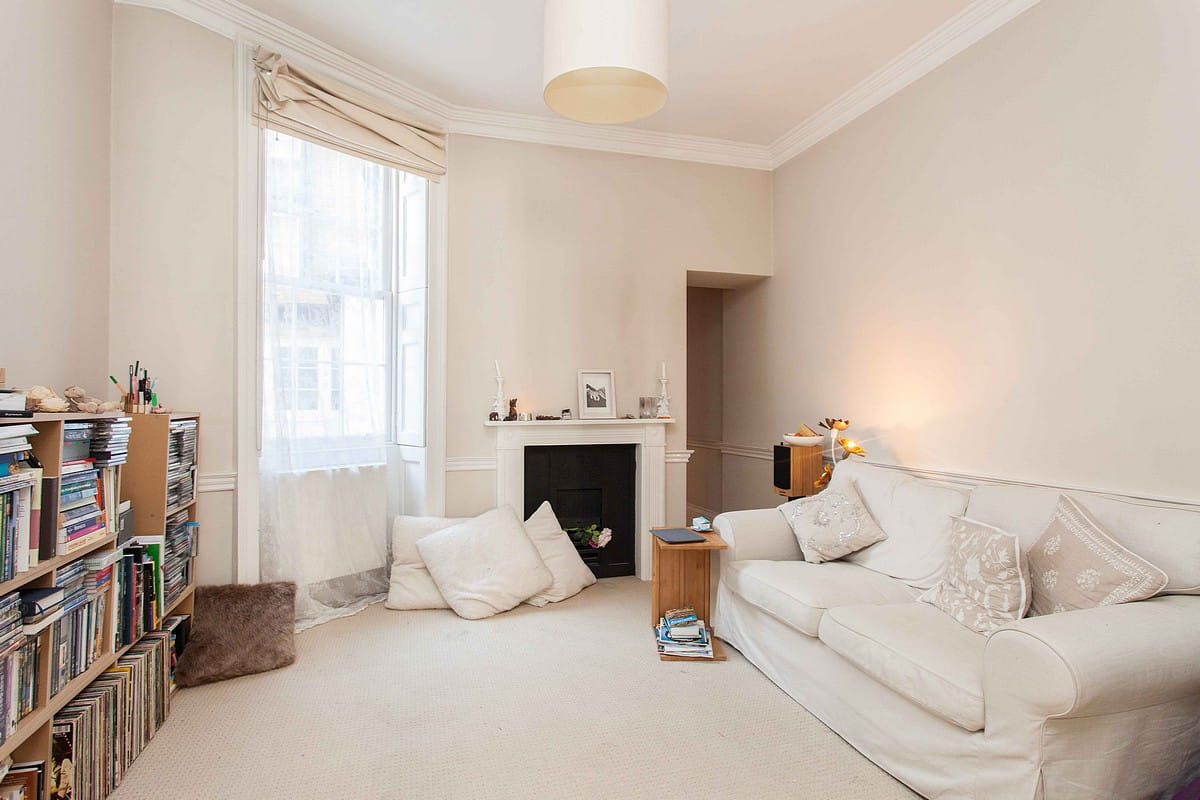 1 bedroom flat, Manchester Street, Marylebone W1U - Available