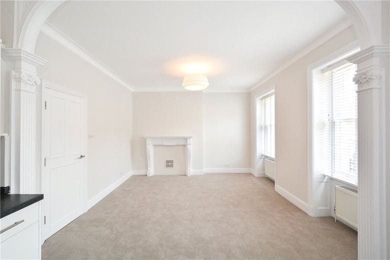 1 bedroom flat, Gloucester Place, Marylebone W1U - Available