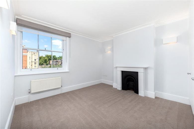 1 bedroom flat, Upper Berkeley Street, Marylebone W1H - Available