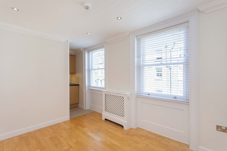1 bedroom flat, Seymour Place, Marylebone W1H - Available