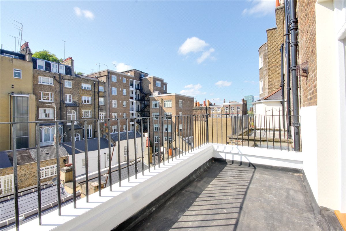 3 bedroom flat, Gloucester Place, Marylebone W1U - Available