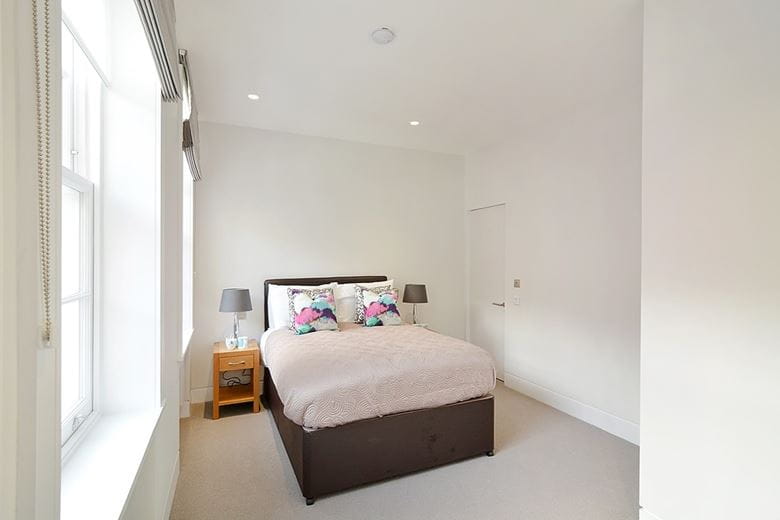 2 bedroom flat, Blandford Street, London W1U - Let Agreed
