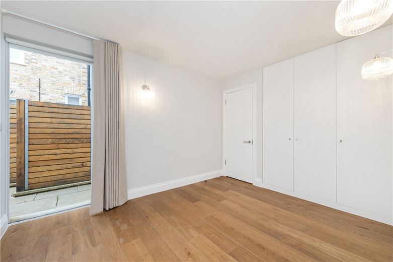 2 bedroom house, Bryanston Mews West, Marylebone W1H - Available