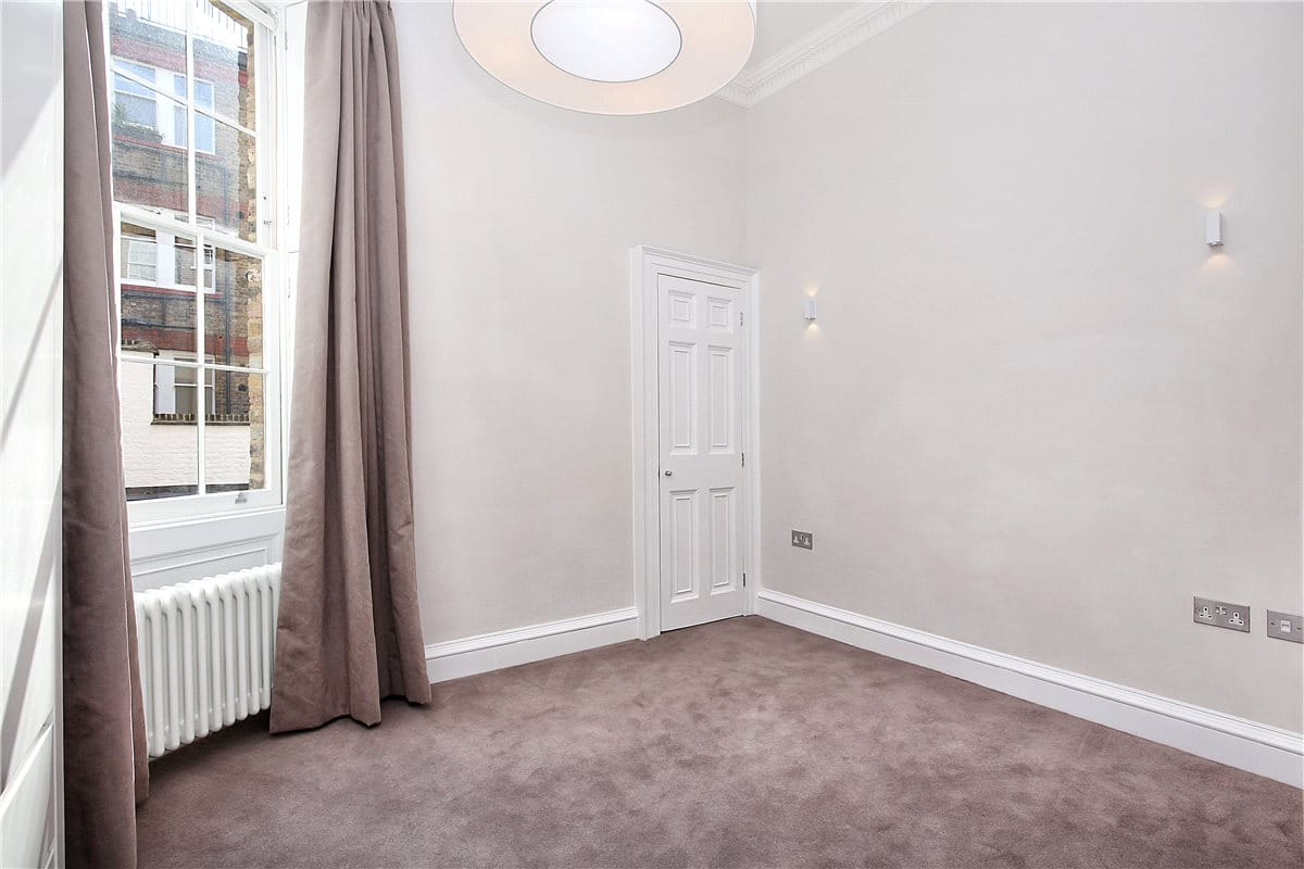 1 bedroom flat, Manchester Street, Marylebone W1U - Available