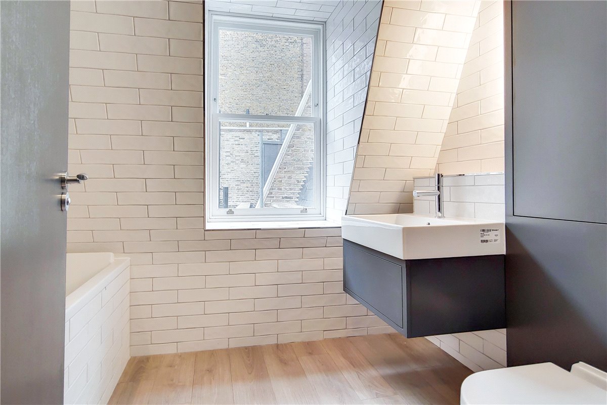 2 bedroom flat, Marylebone High Street, Marylebone W1U