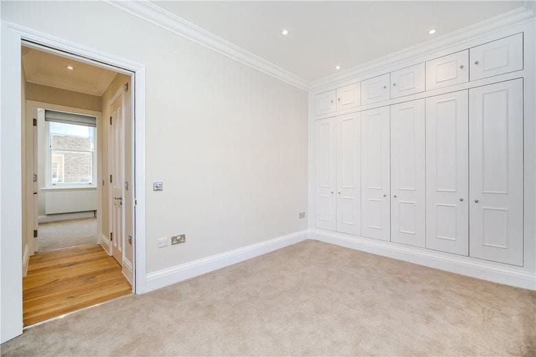 2 bedroom flat, Seymour Place, Marylebone W1H - Available