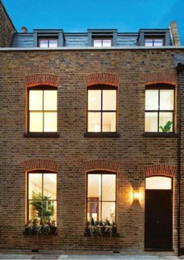 3 bedroom house, Bingham Place, London W1U - Available