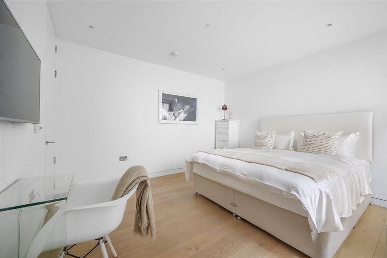 3 bedroom house, Bingham Place, London W1U - Available