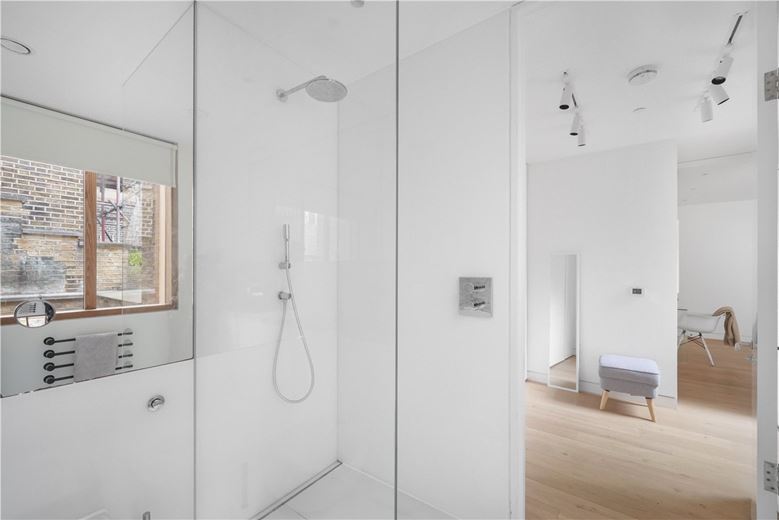 3 bedroom house, Bingham Place, London W1U - Available