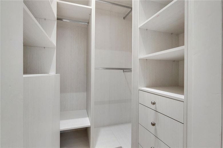 1 bedroom flat, New Cavendish Street, Marylebone W1G - Available