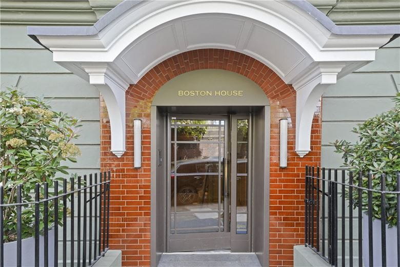 3 bedroom flat, Taunton Place, London NW1 - Available