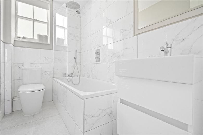 3 bedroom flat, Taunton Place, London NW1 - Available