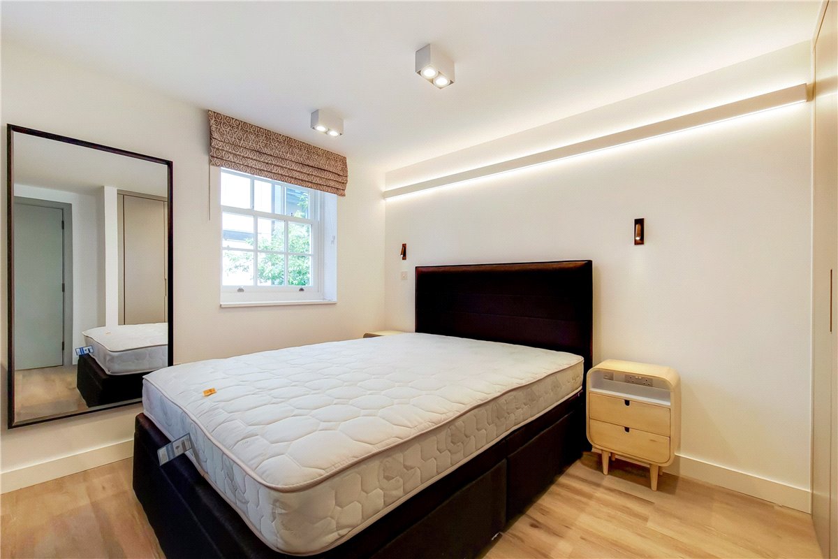  bedroom flat, James Street, Marylebone W1U