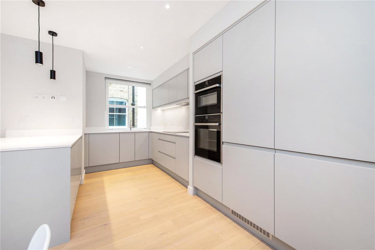 1 bedroom flat, Weymouth Street, Marylebone W1G - Under Offer