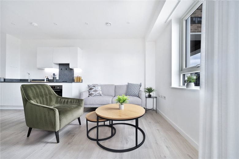 1 bedroom flat, Heartwell Avenue, London E16