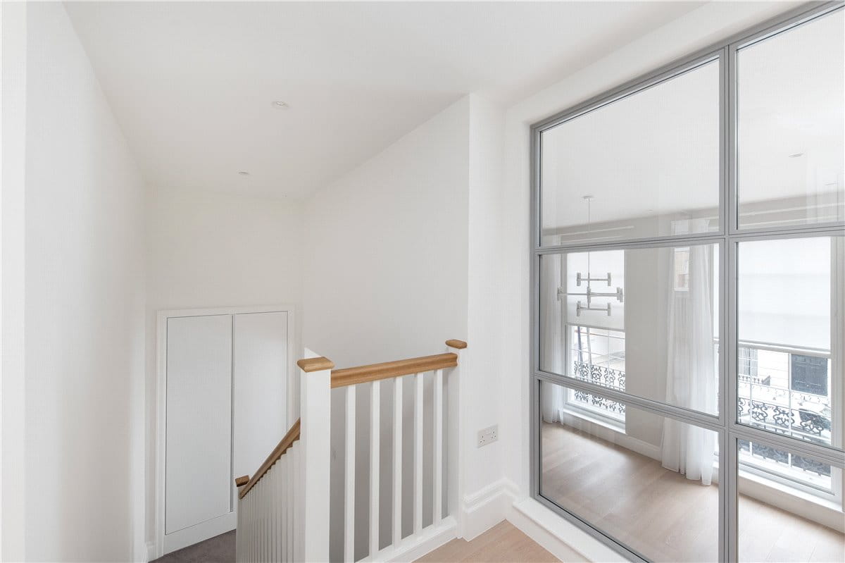 2 bedroom flat, Great Cumberland Place, Marylebone W1H - Let Agreed