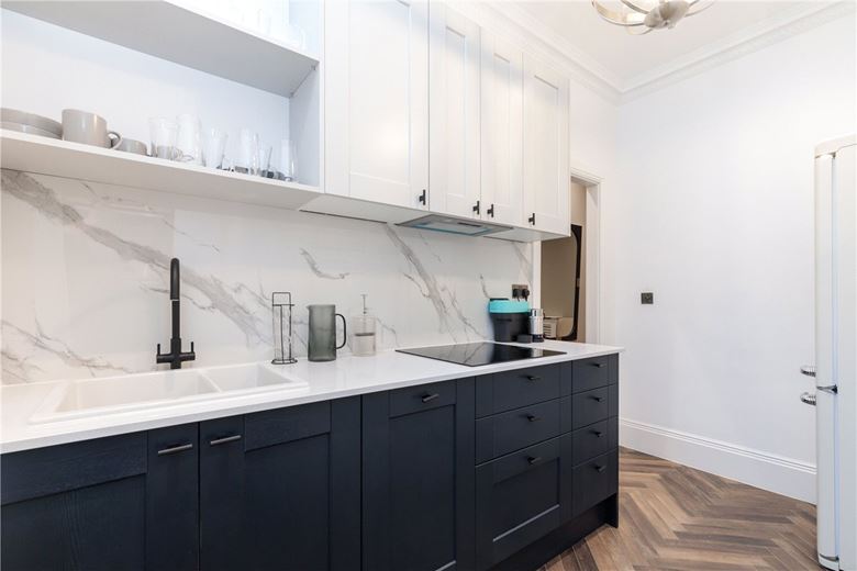 3 bedroom flat, Montagu Mansions, Marylebone W1U - Available