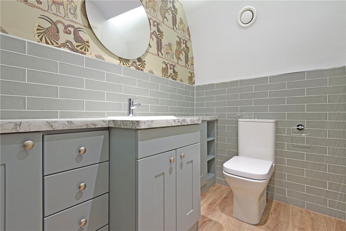 3 bedroom flat, Portland Place, Marylebone W1B - Available