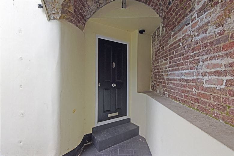 3 bedroom flat, Portland Place, Marylebone W1B - Available